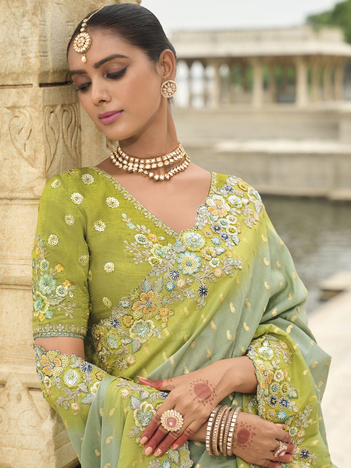 Resham Riwaz Saree