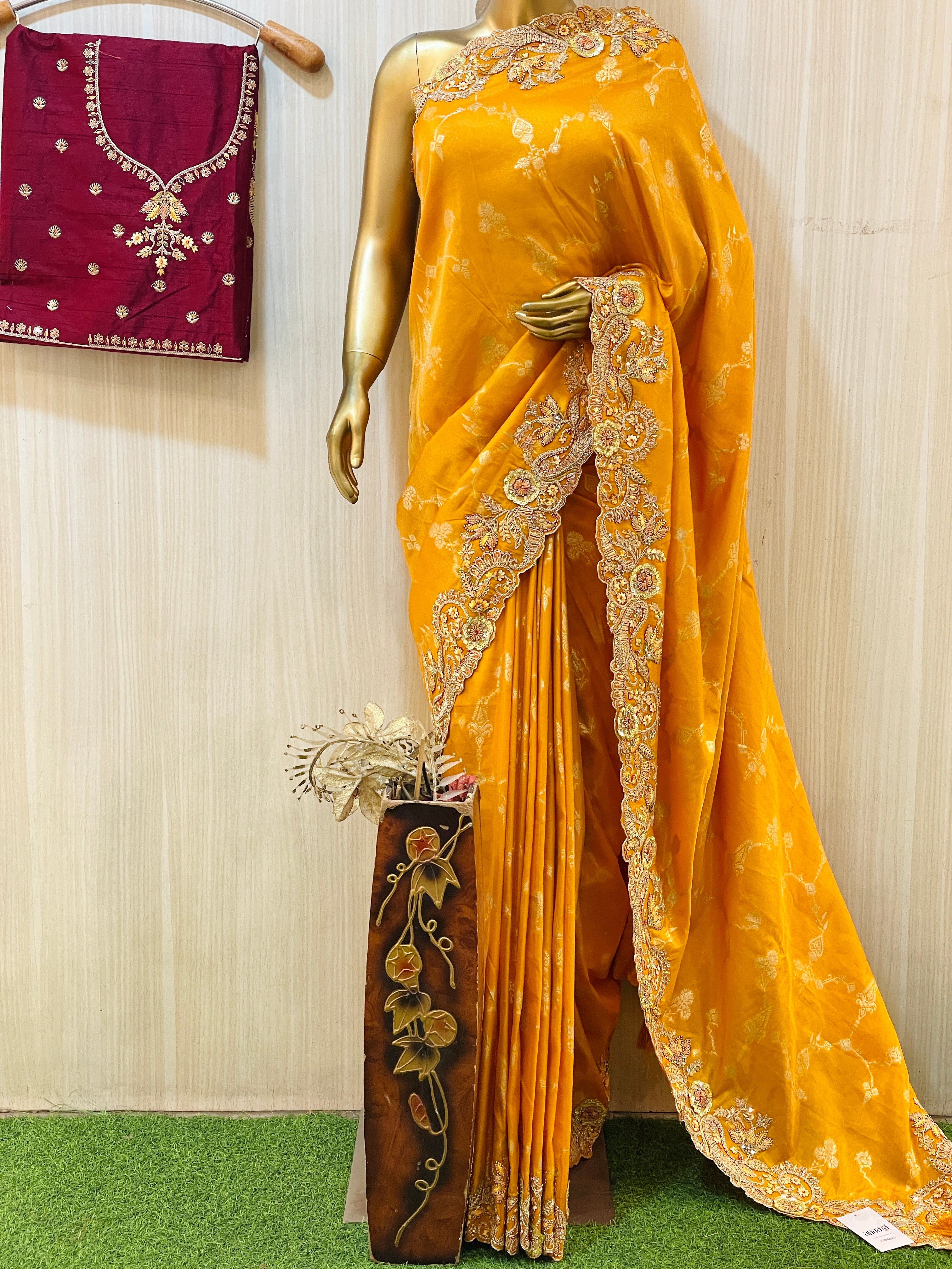 Pari Banarasi Saree