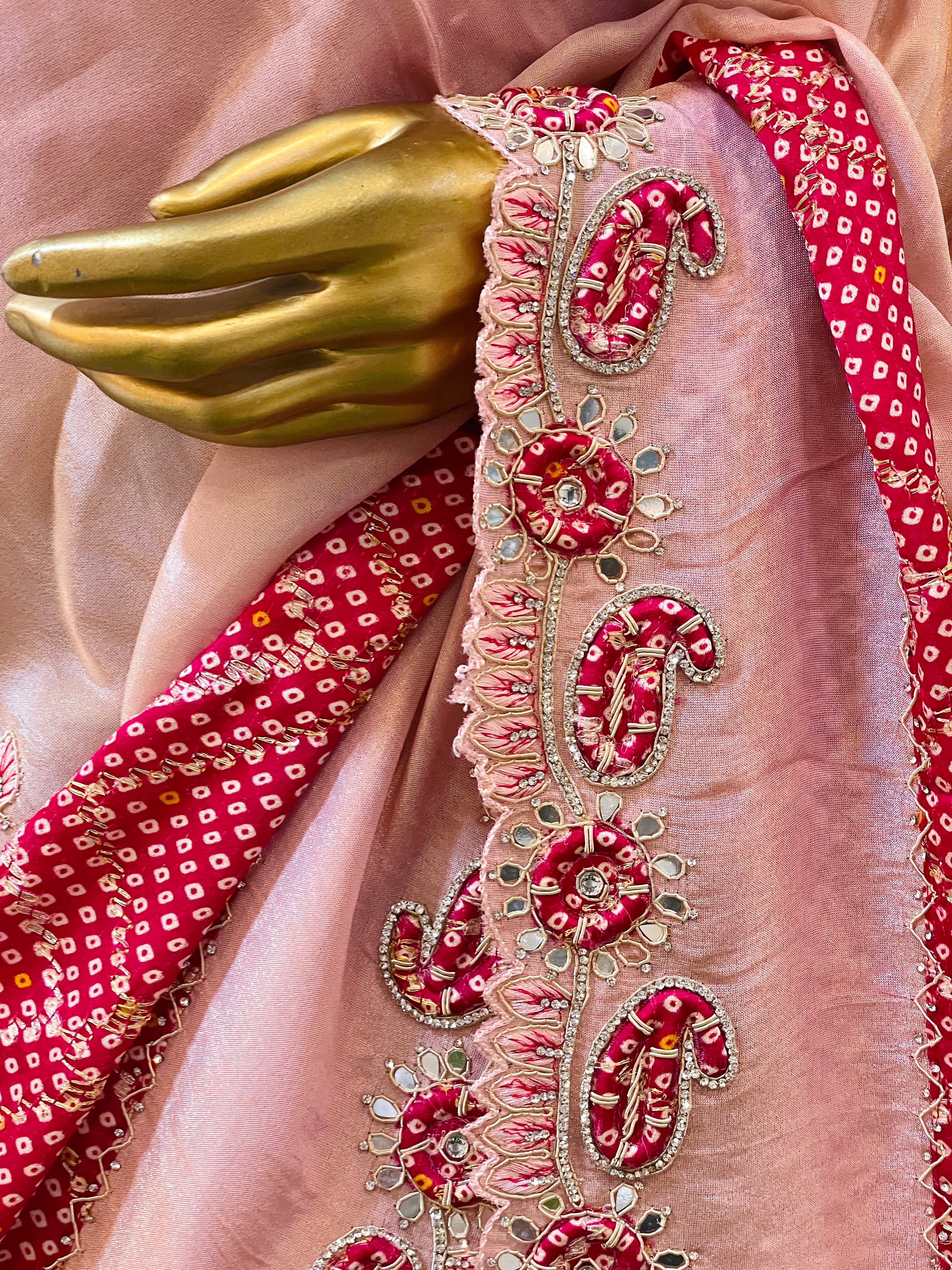 Nitika Russian Silk And Bandhani Patch Light Pink Saree