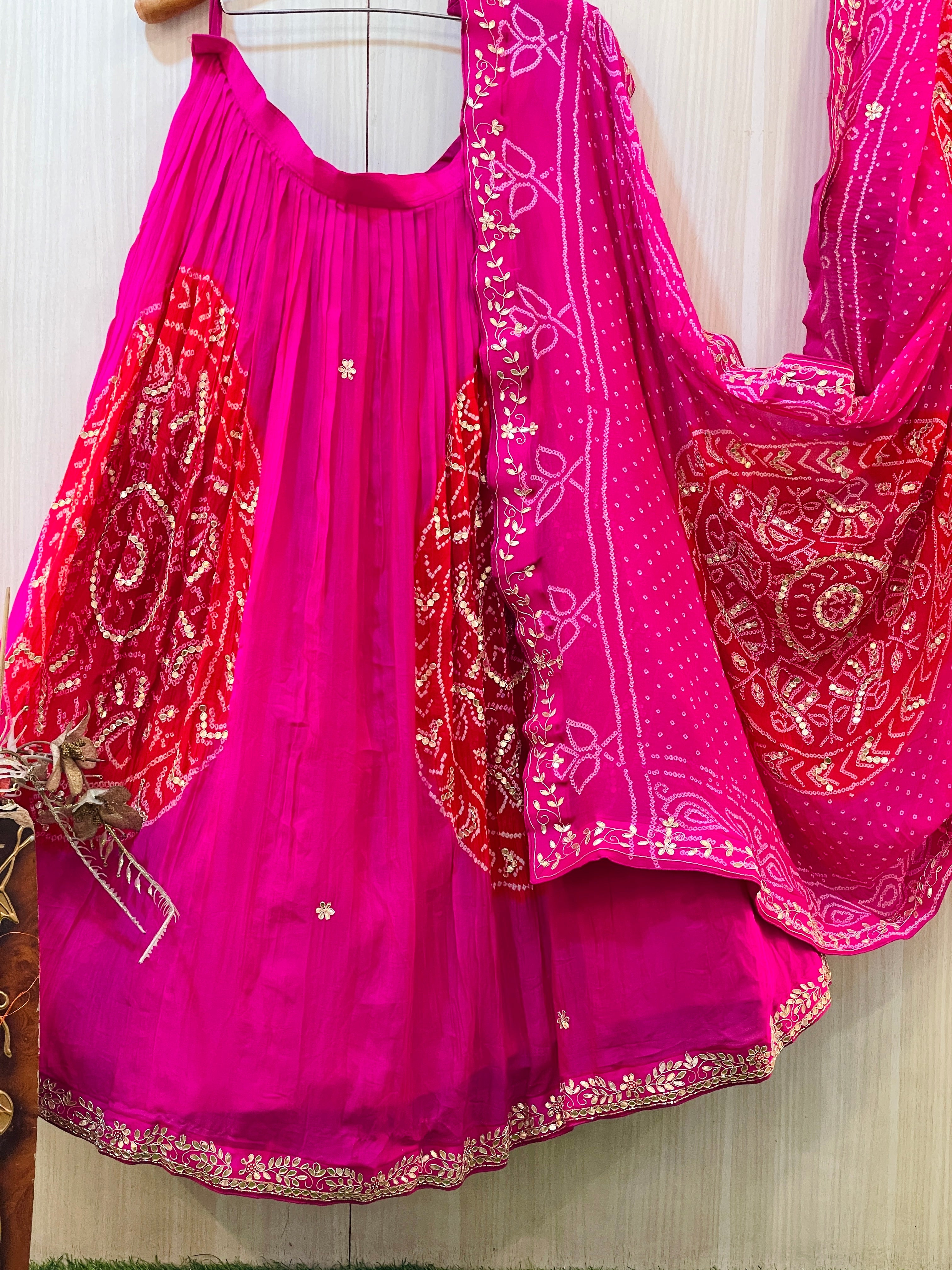 Rani Ras Mandal Lehenga