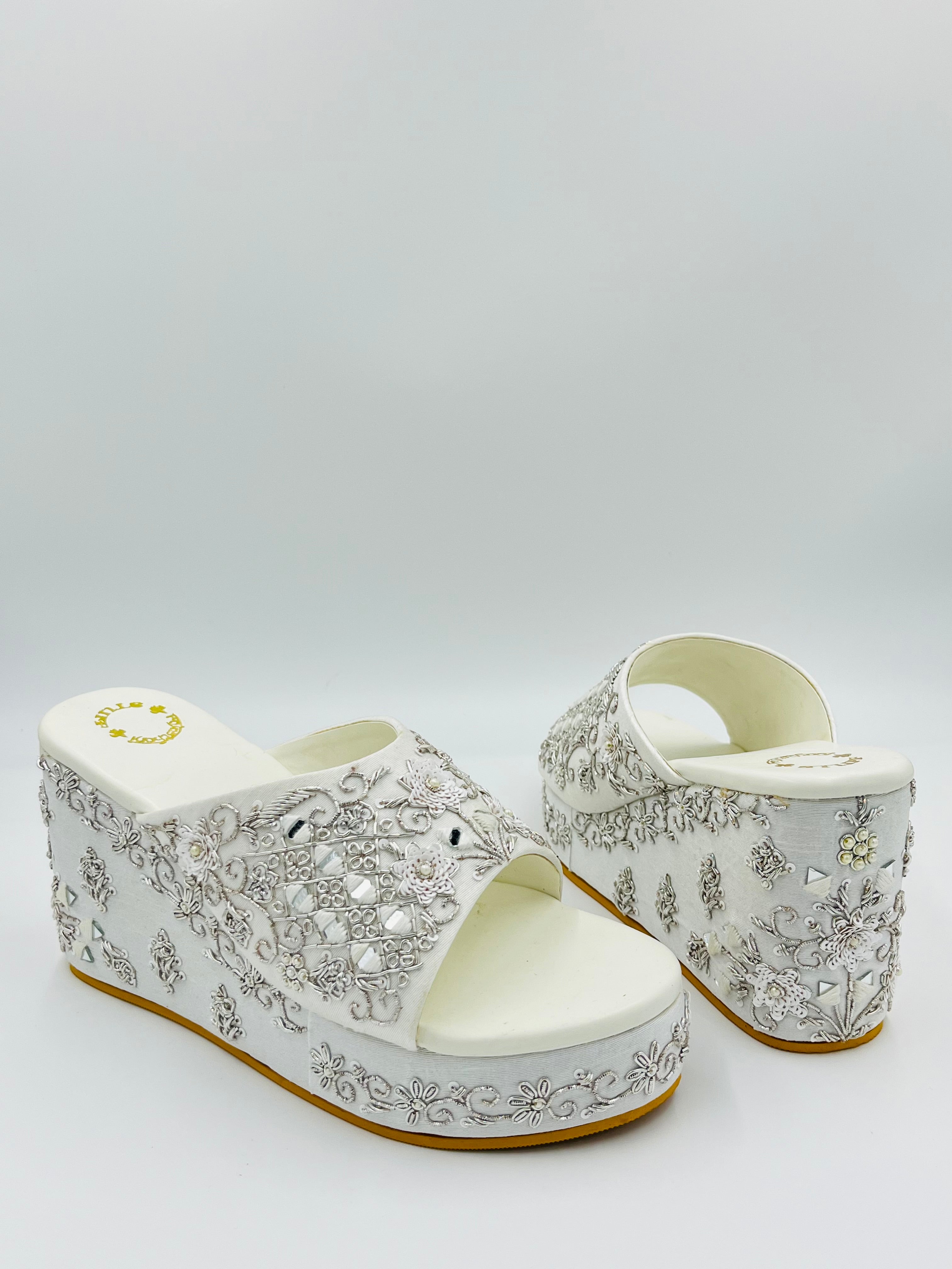 Omana Wedges