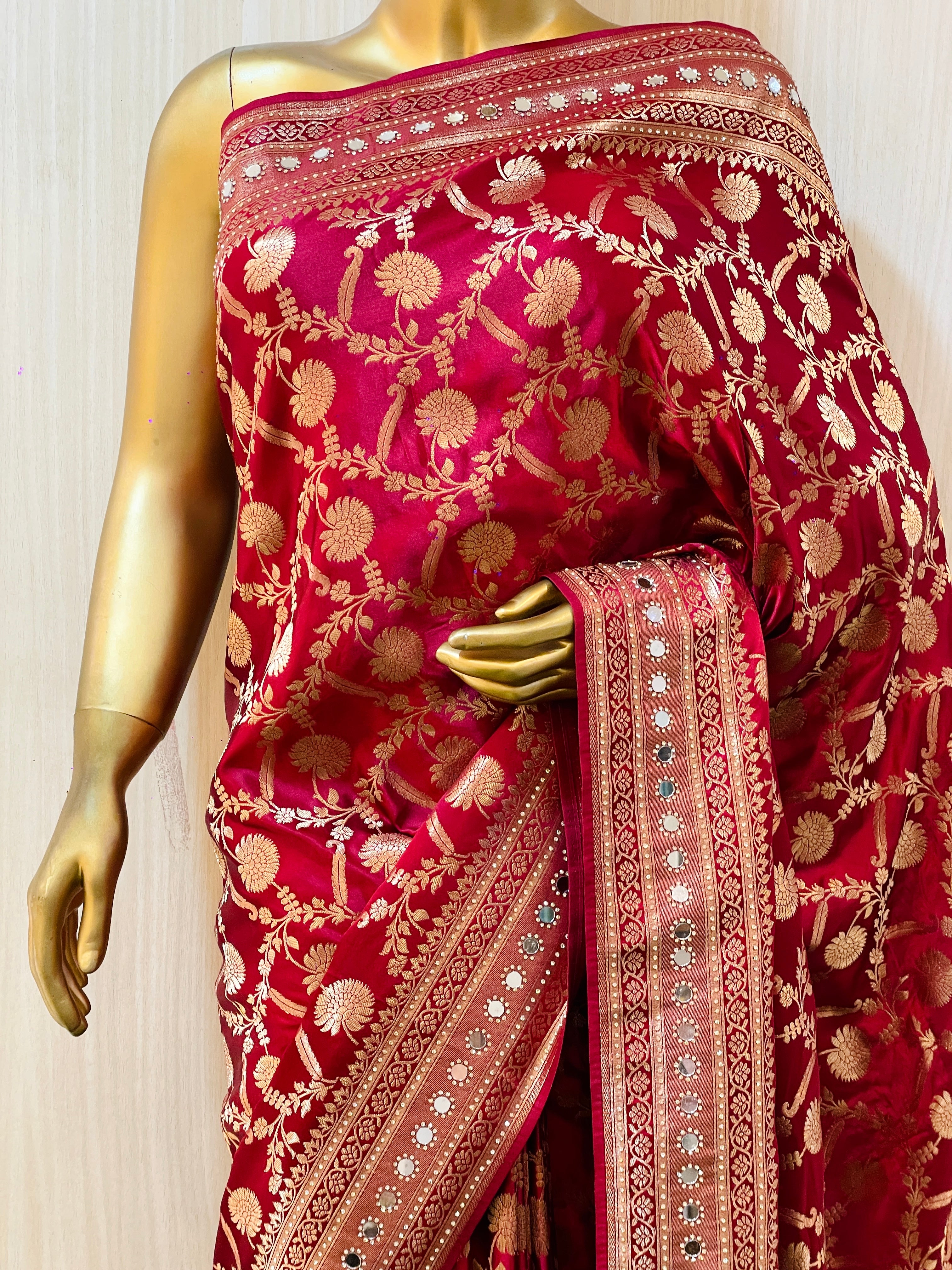 Puli Exclusive Banarasi Silk Saree