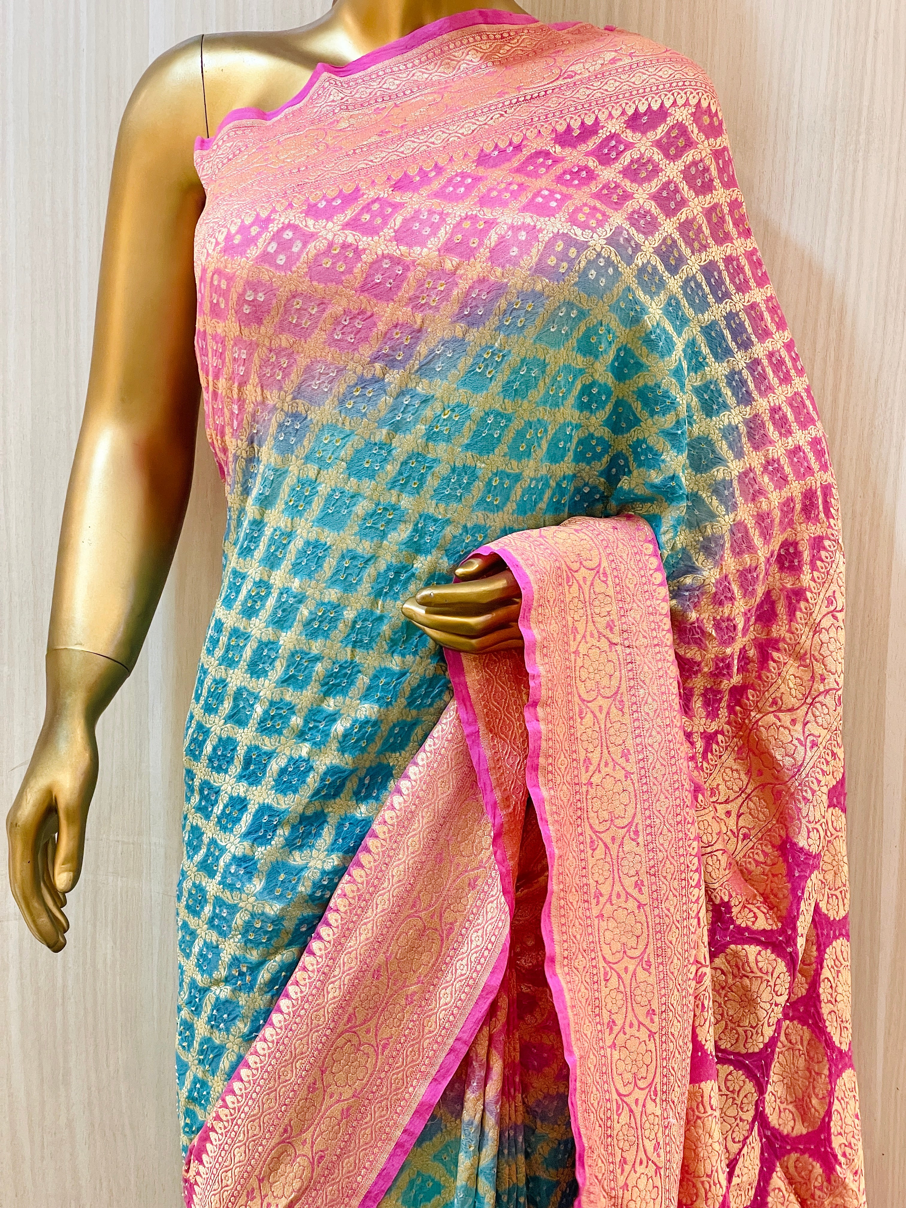 Raya Bandhani Saree